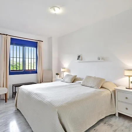 Aldea Hills, * Manilva
