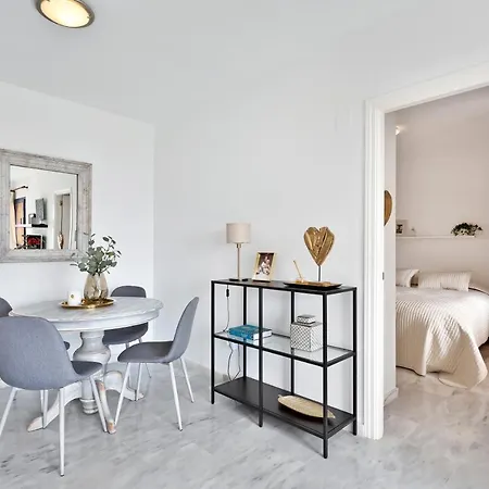 Aldea Hills, * Manilva